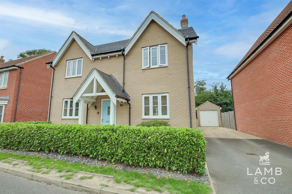 Abrey Close, Colchester CO7 3 bed detached house - £400,000