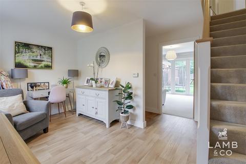 7 Abrey Close, Great Bentley, Colchester, CO7 8FA