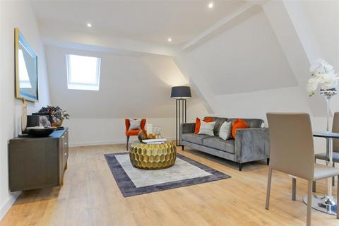 2 bedroom apartment to rent, Southgate, Chichester