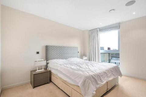 2 bedroom apartment to rent, Wellington House, London SW1E