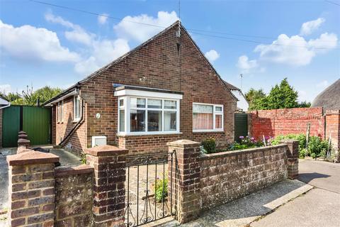 2 bedroom detached bungalow for sale, Williams Road, Bosham