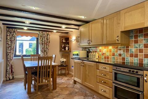 2 bedroom terraced house for sale, The Stables, Fosseway House, Stow-on-the-Wold