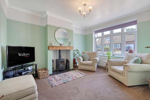 30 Pine Close, Ingatestone, CM4 9EG