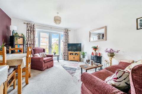 2 bedroom terraced house for sale, Winchcombe Ave, Devizes