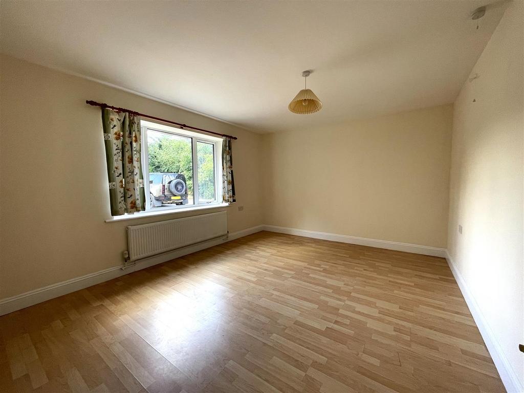 Bedroom 3.JPG