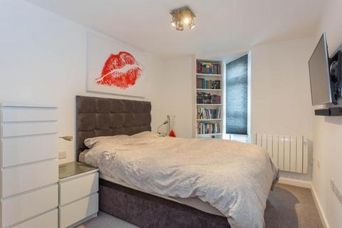 2 bedroom flat for sale, Gravel Hill, Henley-On-Thames RG9