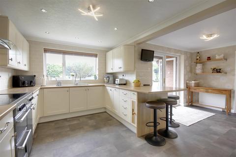 17 Briar Close, Newport, Brough, HU15 2QY