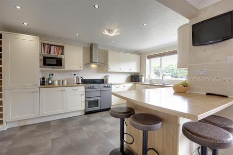 17 Briar Close, Newport, Brough, HU15 2QY