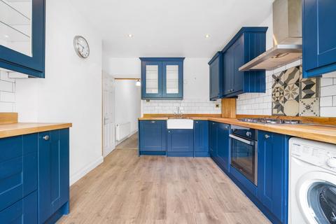 4 bedroom flat for sale, Croxted Road, SE24