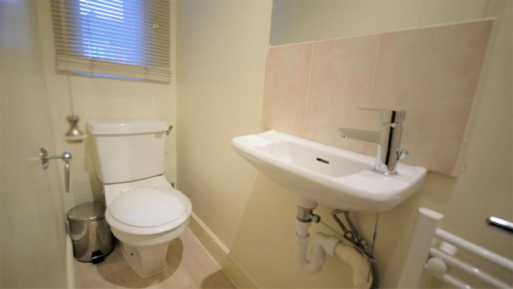 Bath 2.JPG
