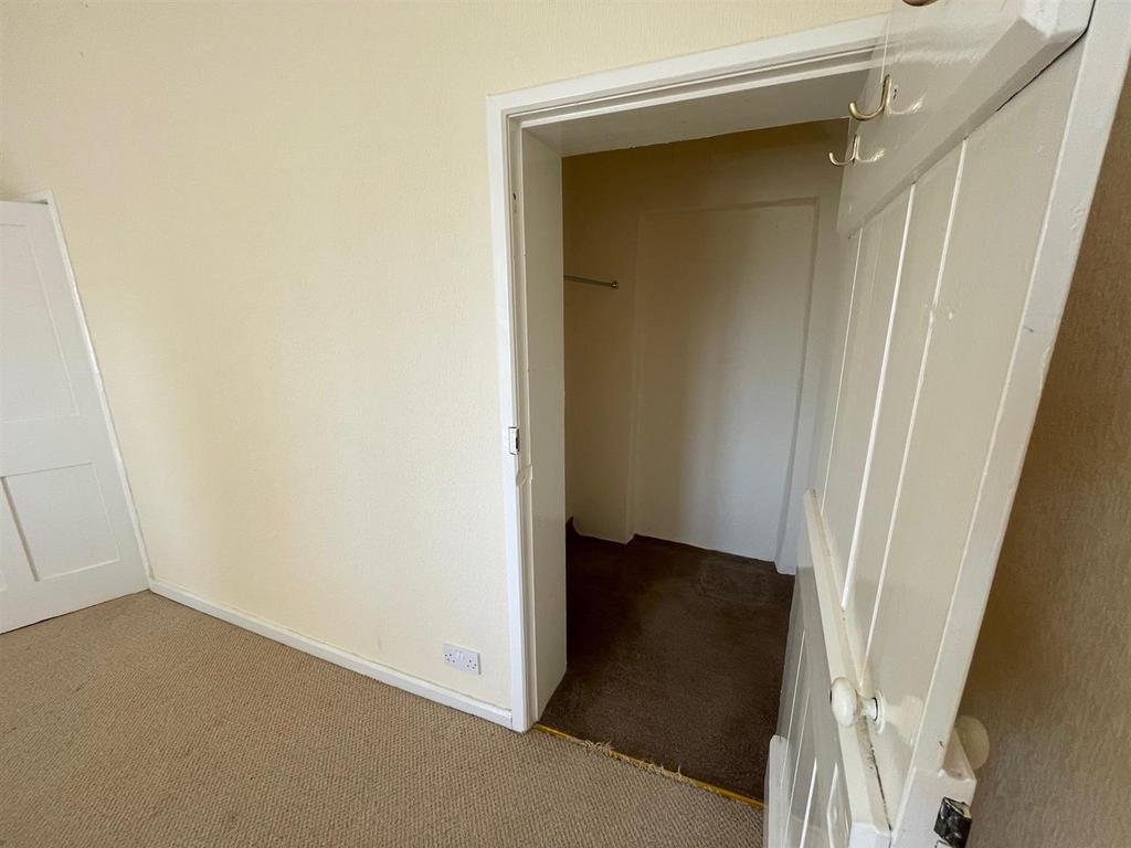 Bedroom1.jpg