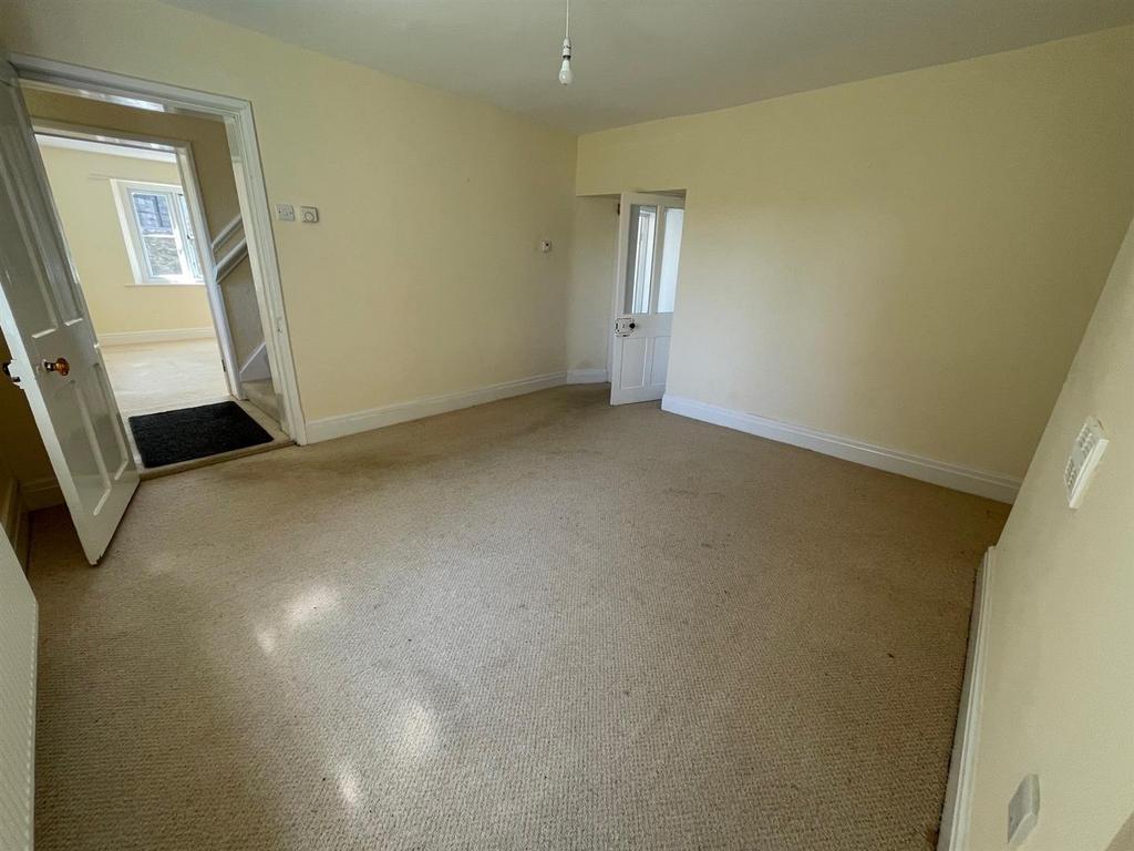 Dining room..jpg