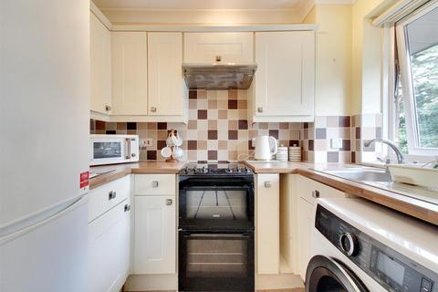 1 bedroom flat for sale, Salvington Road, Worthing