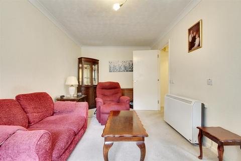 1 bedroom flat for sale, Salvington Road, Worthing