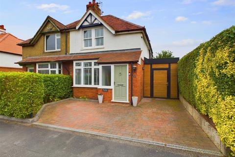 3 bedroom semi-detached house for sale, Rydal Road, Longlevens, Gloucester