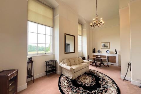 3 bedroom apartment for sale, Thorndon Park, Ingrave, Brentwood