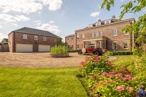 5 bedroom detached house for sale, The Fairways, Torksey, Lincoln