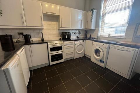 2 bedroom end of terrace house for sale, Latchford Street, Ashton-Under-Lyne OL7