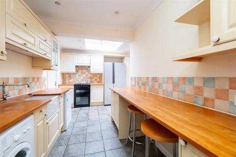 3 bedroom semi-detached house for sale, Benfleet Close, Sutton