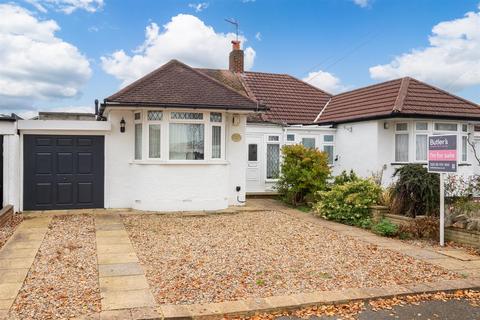 3 bedroom semi-detached house for sale, Benfleet Close, Sutton