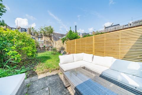 4 bedroom terraced house for sale, Ebner Street, London SW18