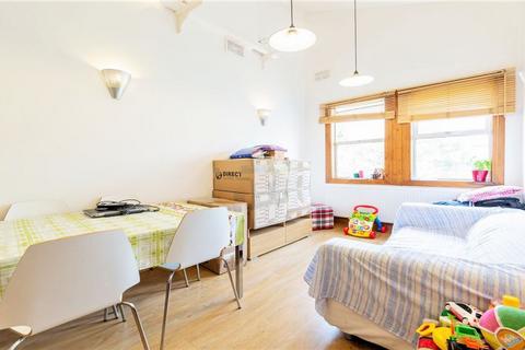 1 bedroom flat to rent, NW2