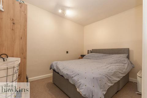 Studio for sale, Blenheim Court, Royal Wootton Bassett