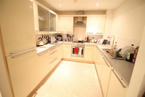 2 bedroom flat to rent, Copper Place (7), Fallowfield, Manchester