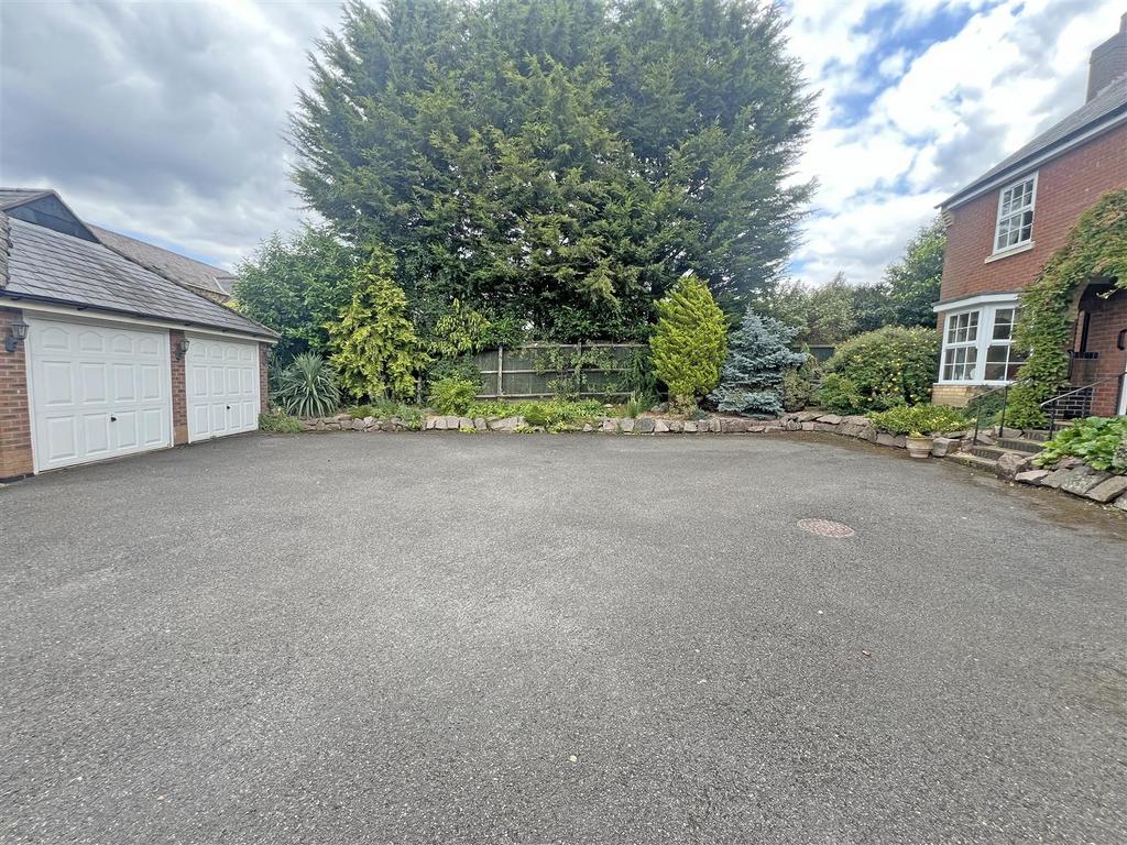 Driveway &amp; double garage