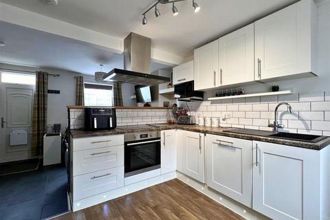 3 bedroom terraced house for sale, Trafalgar Road, Scarborough