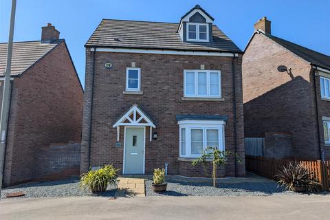 33 Malling Avenue, Eastfield, Scarborough, YO11 3FA
