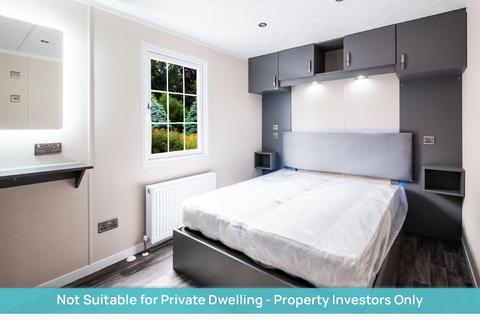 2 bedroom flat for sale, Trewint Street, London SW18