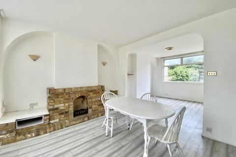 47 Cranmer Road, Hayes, UB3 2QJ