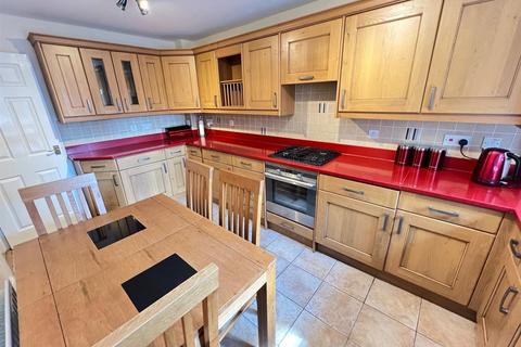 3 bedroom detached house for sale, Farmside Close , Stourbridge, DY9 9AJ