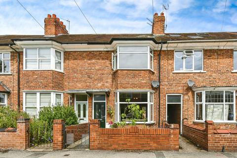 2 bedroom terraced house for sale, Main Avenue, York, YO31 0RT