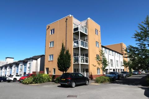 2 bedroom flat for sale, Wain Close, Penarth CF64