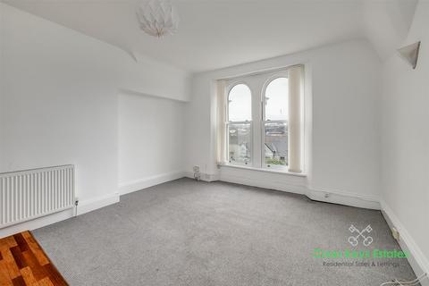 1 bedroom apartment to rent, Connaught Avenue, Plymouth PL4