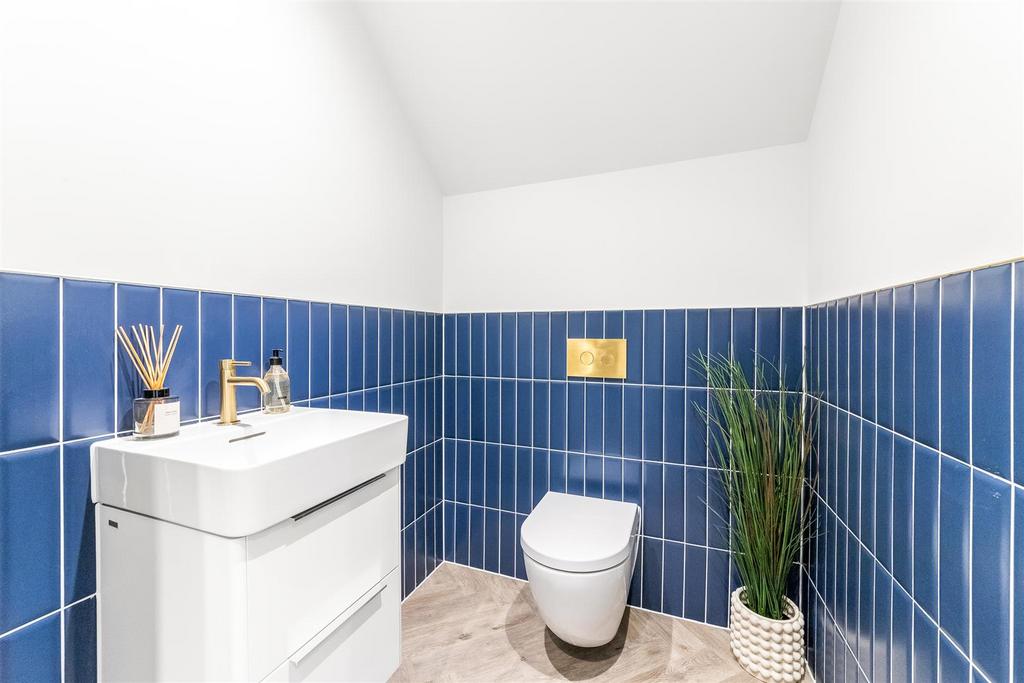 Downstairs Cloakroom
