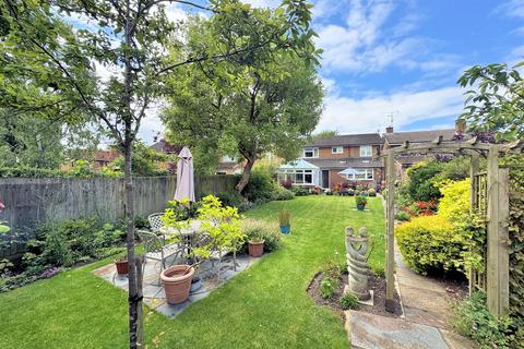 4 bedroom detached house for sale, Bates Lane, Weston Turville HP22