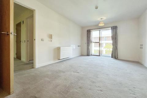 2 bedroom retirement property for sale, Queensway Court, Queensway, Leamington Spa