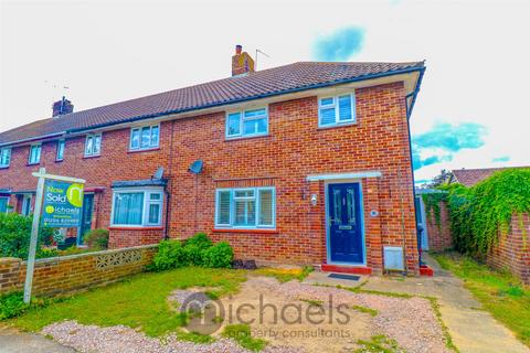 3 bedroom end of terrace house to rent, Bellfield Close, Brightlingsea, CO7 0NU