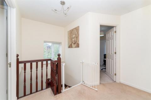 31 Deverills Way, Slough, SL3 8WN