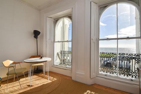 2 bedroom flat for sale, Marina, St Leonards-On-Sea