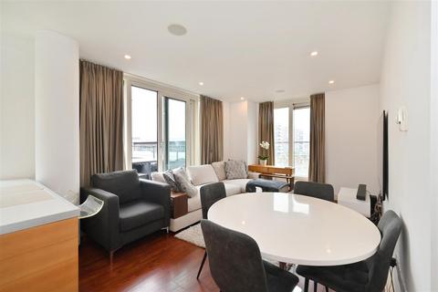 2 bedroom apartment to rent, Peninsula Apartments, London, W2