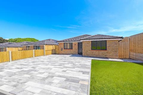 3 bedroom detached bungalow for sale, Downs Walk, Peacehaven