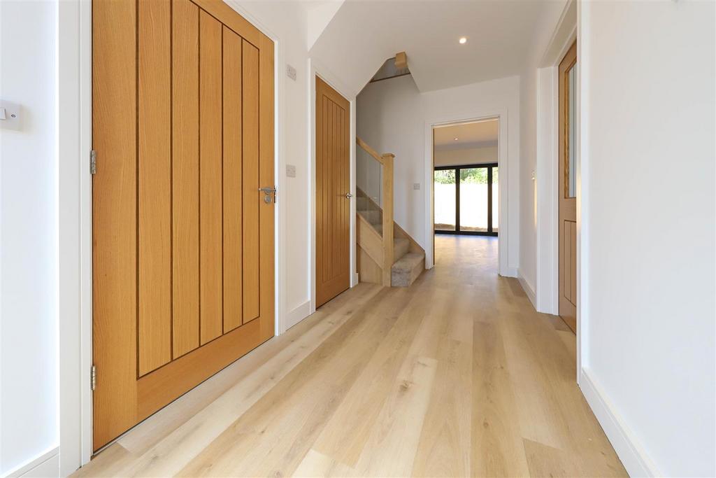 Nicholas james downswalk landing .jpg