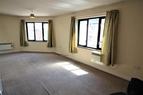 2 bedroom apartment to rent, High Street, Haverhill CB9