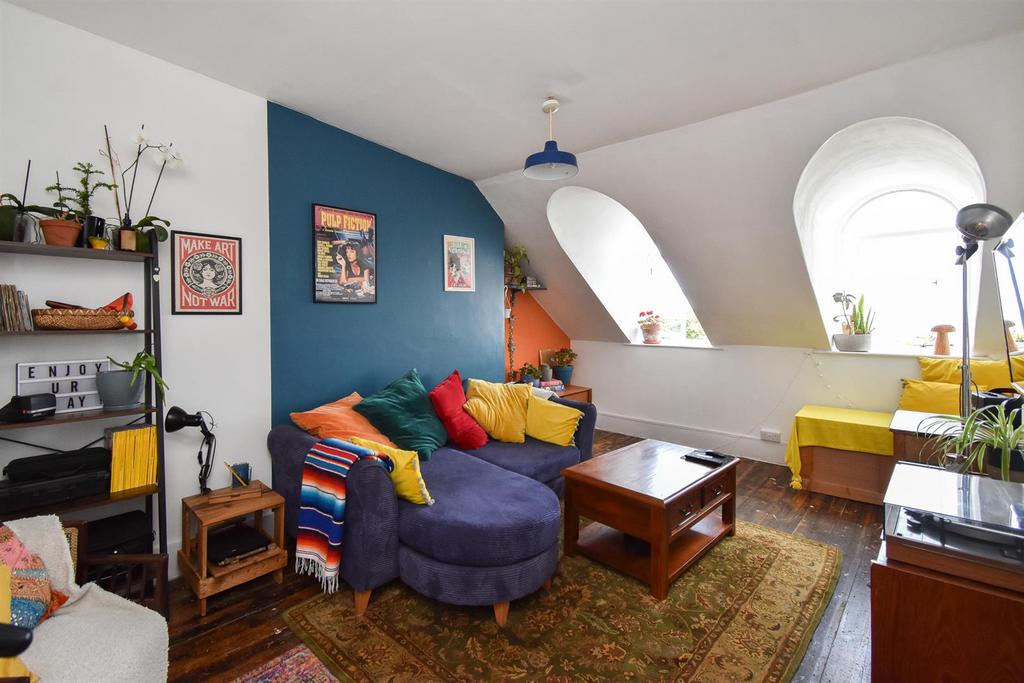 Markwick Terrace, St. LeonardsOnSea 1 bed flat for sale £185,000