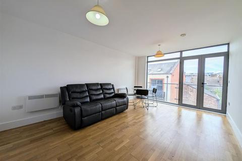 2 bedroom apartment to rent, Circle 109, 76 Henry Street