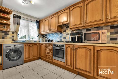 196 Bringhurst, Orton Goldhay, Peterborough, PE2 5RU